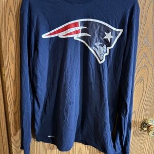 Nike NFL Patriots Long Sleeve Shirt